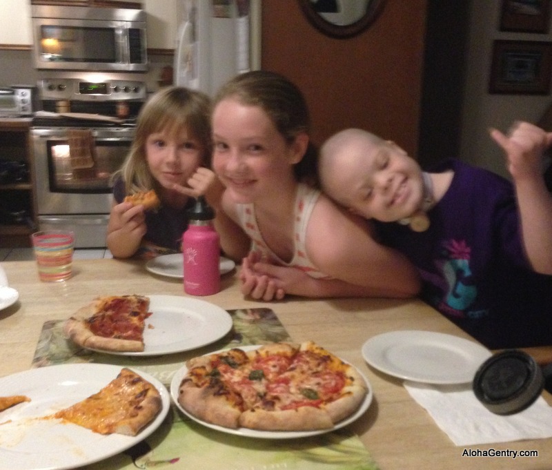 Pizza with Olivia, Lucy, and Ella